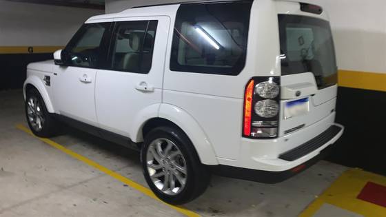 LAND ROVER DISCOVERY 4 3.0 HSE 4X4 V6 24V BI-TURBO DIESEL 4P AUTOMÁTICO LAND ROVER DISCOVERY 4 3.0 HSE 4X4 V6 24V BI-TURBO DIESEL 4P AUTOMÁTICO